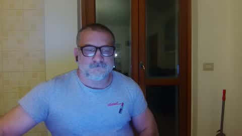 mauro1971 online show from April 13, 2026, 11:54 pm