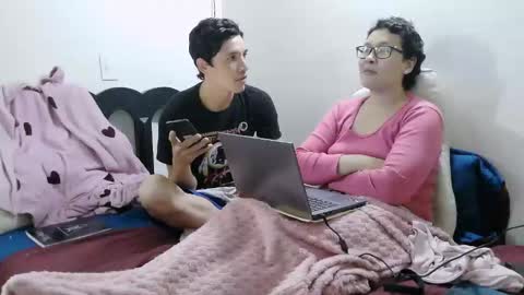 Snapshot of mauroluxandra chatting on April 14, 2026, 9:43 pm mauroluxandra online show from April 14, 2026, 9:43 pm