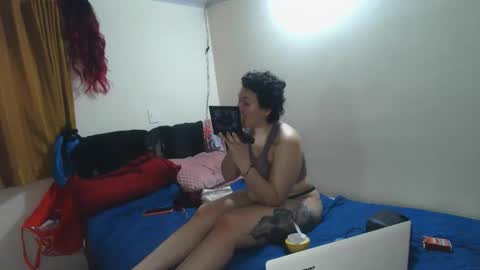 Snapshot of mauroluxandra chatting on June 3, 2026, 4:45 pm mauroluxandra online show from June 3, 2026, 4:45 pm