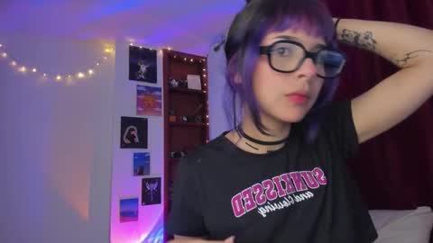 Snapshot of mavimist_ chatting on March 8, 2026, 12:41 am mavimist_ online show from March 8, 2026, 12:41 am