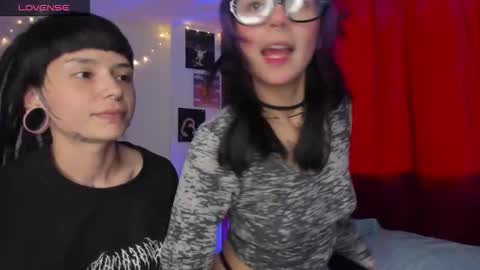 Snapshot of mavimist_ chatting on March 12, 2026, 10:38 pm mavimist_ online show from March 12, 2026, 10:38 pm