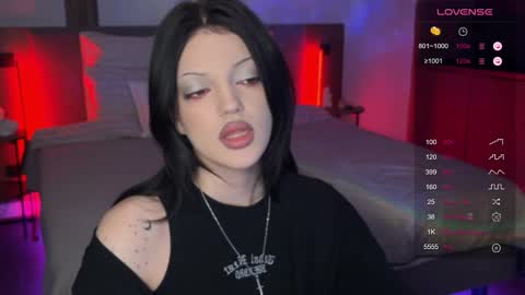 Mavis online show from January 14, 2026, 11:09 pm