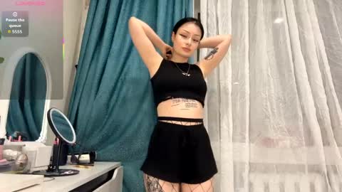 Snapshot of mavismills chatting on May 29, 2026, 10:52 pm Mavis online show from May 29, 2026, 10:52 pm