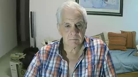 max_2017 online show from January 3, 2025, 12:00 am