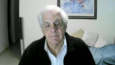 Snapshot of max_2017 chatting on June 16, 2026, 9:28 pm max_2017 online show from June 16, 2026, 9:28 pm