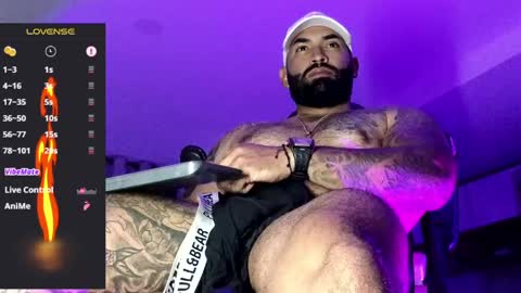 max__prada online show from April 17, 2026, 2:25 am