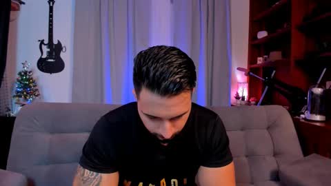 max D. online show from December 8, 2024, 10:36 pm