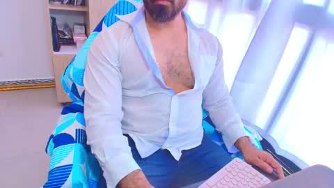 max_love25 online show from March 29, 2026, 6:19 pm