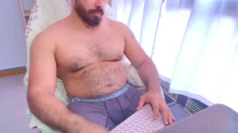 max_love25 online show from April 8, 2026, 7:36 pm