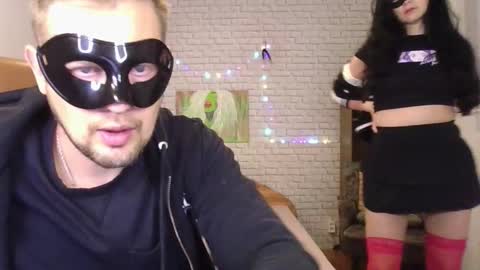 Max  Aliya online show from September 12, 2025, 9:04 pm