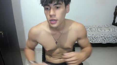 Max online show from November 26, 2025, 12:22 am