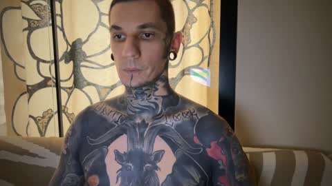    online show from January 26, 2025, 12:22 pm