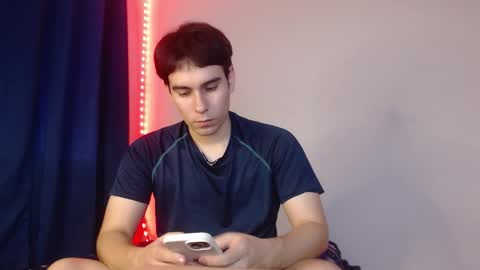 max_snow1616 online show from February 10, 2026, 6:23 pm