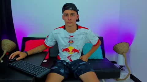 MAX     online show from October 27, 2025, 2:59 am