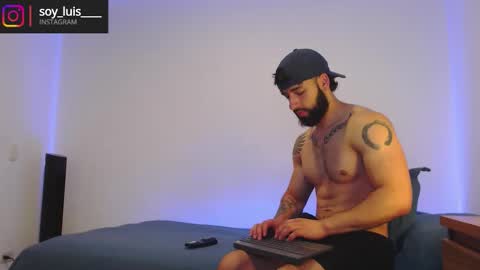 Snapshot of max_xl_ chatting on February 6, 2026, 3:37 pm max_xl_ online show from February 6, 2026, 3:37 pm