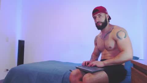 Snapshot of max_xl_ chatting on March 10, 2026, 3:06 pm max_xl_ online show from March 10, 2026, 3:06 pm