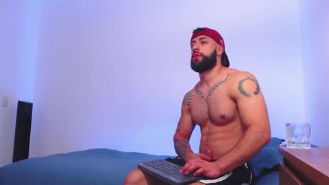 Snapshot of max_xl_ chatting on March 18, 2026, 4:54 pm max_xl_ online show from March 18, 2026, 4:54 pm