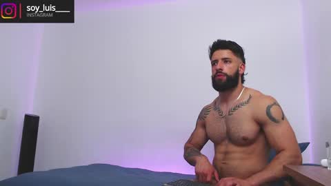 Snapshot of max_xl_ chatting on April 15, 2026, 2:51 am max_xl_ online show from April 15, 2026, 2:51 am