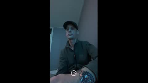 Snapshot of maxbose666 chatting on January 16, 2025, 11:06 pm Max online show from January 16, 2025, 11:06 pm