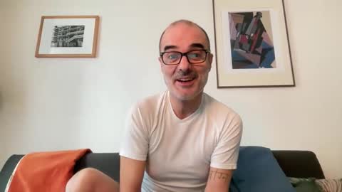 Snapshot of maxbow chatting on February 12, 2026, 12:00 pm Max Mikado online show from February 12, 2026, 12:00 pm