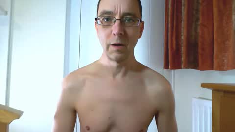 Max Davies online show from March 13, 2026, 5:52 pm