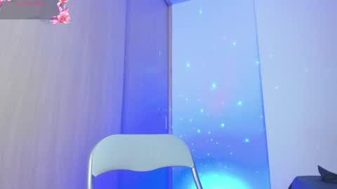 Max  online show from April 14, 2026, 3:23 am