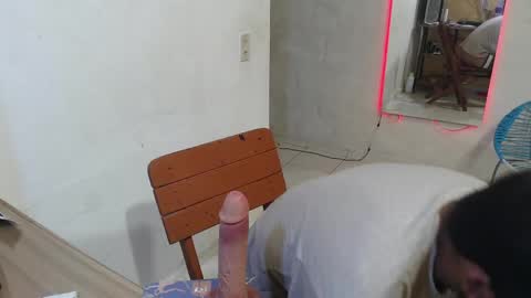 maxi dick online show from April 15, 2026, 11:27 pm