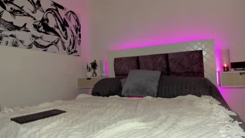 Max online show from December 11, 2024, 6:04 am