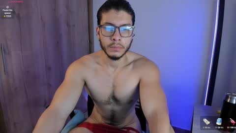 Mikael online show from November 26, 2025, 8:59 am