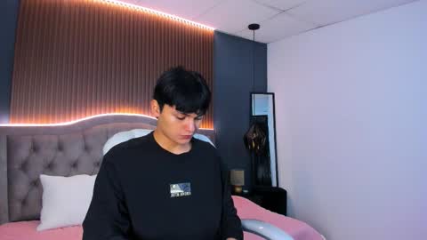 --  -- online show from October 21, 2025, 11:55 am