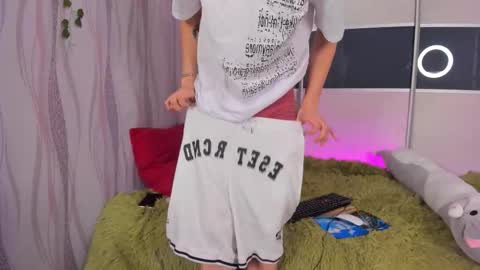 Snapshot of maxim_burn chatting on November 29, 2025, 1:14 pm maxim burn online show from November 29, 2025, 1:14 pm