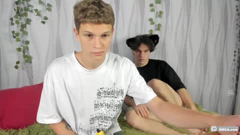 Snapshot of maxim_burn chatting on January 8, 2026, 8:33 pm maxim burn online show from January 8, 2026, 8:33 pm