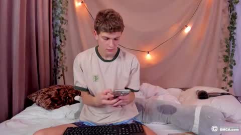 Snapshot of maxim_burn chatting on February 15, 2026, 3:42 pm maxim burn online show from February 15, 2026, 3:42 pm