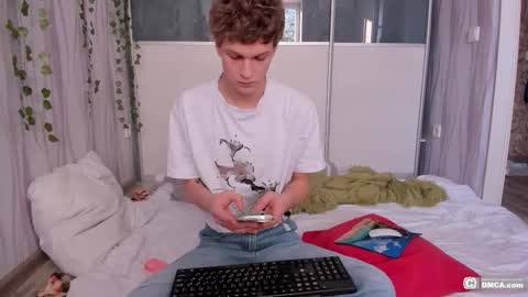 Snapshot of maxim_burn chatting on February 21, 2026, 1:23 pm maxim burn online show from February 21, 2026, 1:23 pm