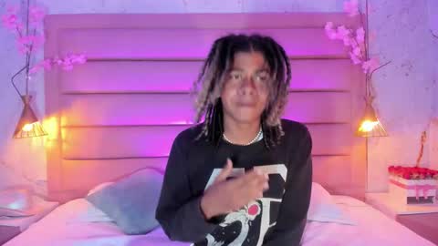 maxim online show from September 24, 2025, 3:21 am