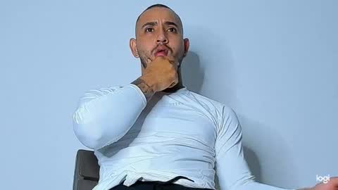 Maximo online show from February 15, 2026, 11:41 am