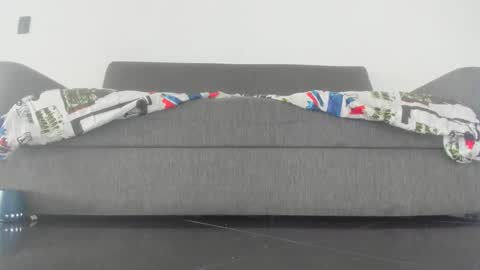 maximo__77 online show from December 1, 2025, 6:35 pm