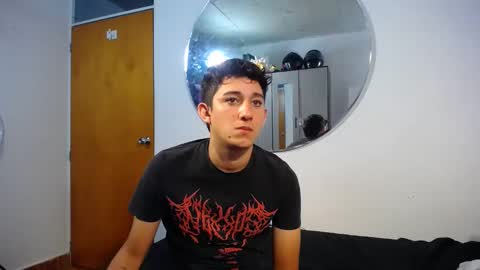 Snapshot of maximo_and_isa chatting on September 11, 2025, 2:55 am -- maximo and isa -- online show from September 11, 2025, 2:55 am