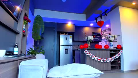 maximo_and_marcelo online show from February 14, 2026, 12:02 pm