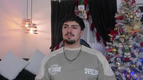 Maximo online show from December 16, 2024, 4:13 am