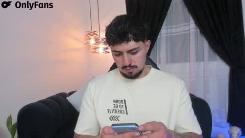 Maximo online show from February 2, 2025, 3:54 am