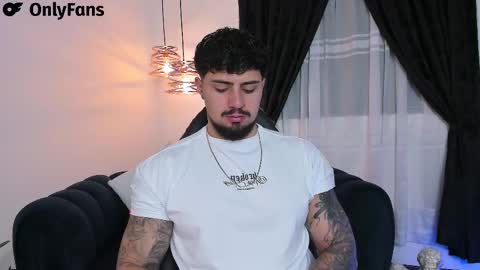 Maximo online show from March 4, 2025, 5:21 am