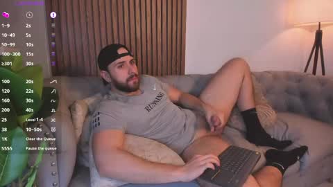 Maximo Wolf online show from April 11, 2026, 8:46 pm