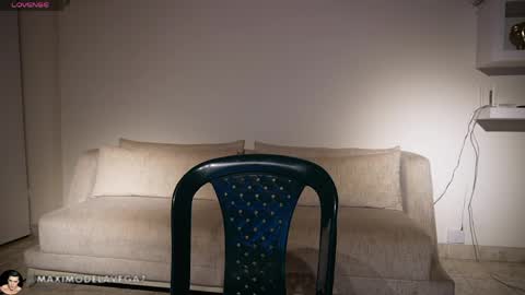 Sebastian online show from April 16, 2026, 11:29 pm