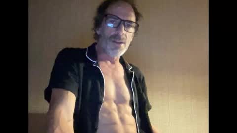 maximundo online show from March 19, 2026, 6:28 am