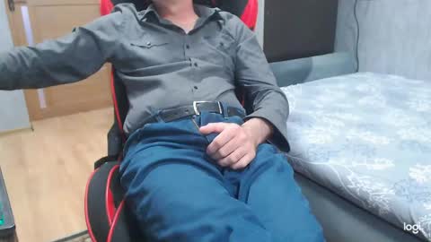 maximus3334 online show from April 28, 2026, 11:48 am