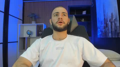 Snapshot of maximusclark1_ chatting on March 22, 2026, 11:57 am Maximus online show from March 22, 2026, 11:57 am