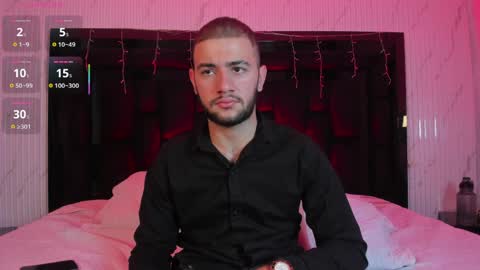 Snapshot of maximusclark1_ chatting on April 3, 2026, 12:25 pm Maximus online show from April 3, 2026, 12:25 pm