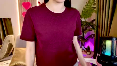 MaxinCarroll online show from June 1, 2026, 9:44 am