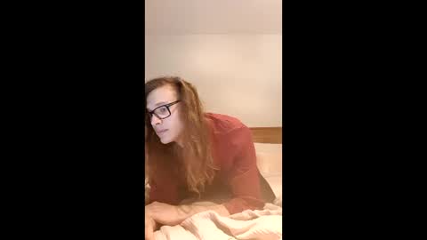 maxinetallgirl online show from April 1, 2026, 10:38 am